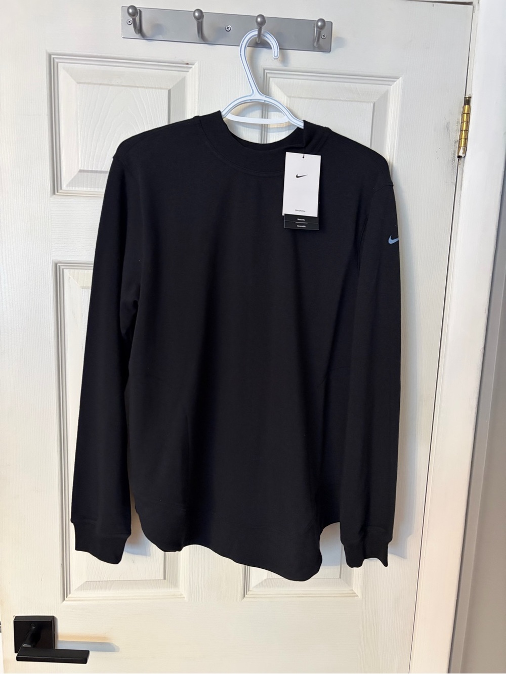 Nike Black Crewneck Sweatshirt - Picture 3 of 5